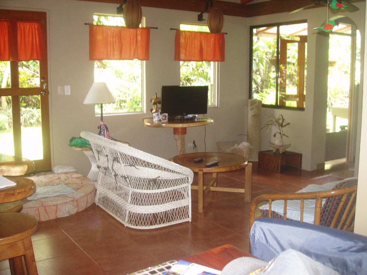 Marita'S Bed And Breakfast Nuevo Arenal Exterior photo