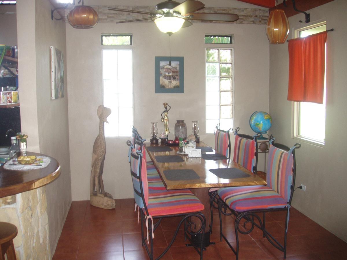 Marita'S Bed And Breakfast Nuevo Arenal Exterior photo